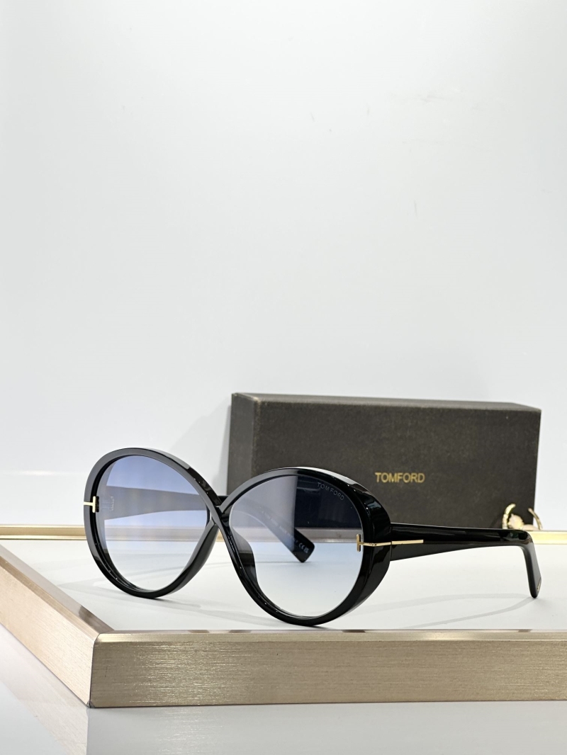 TOM FORD